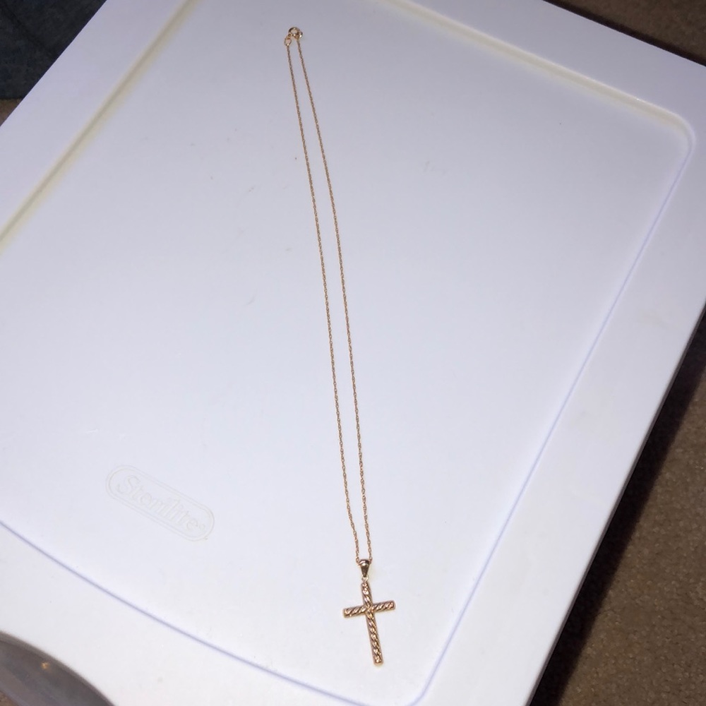 cross necklace